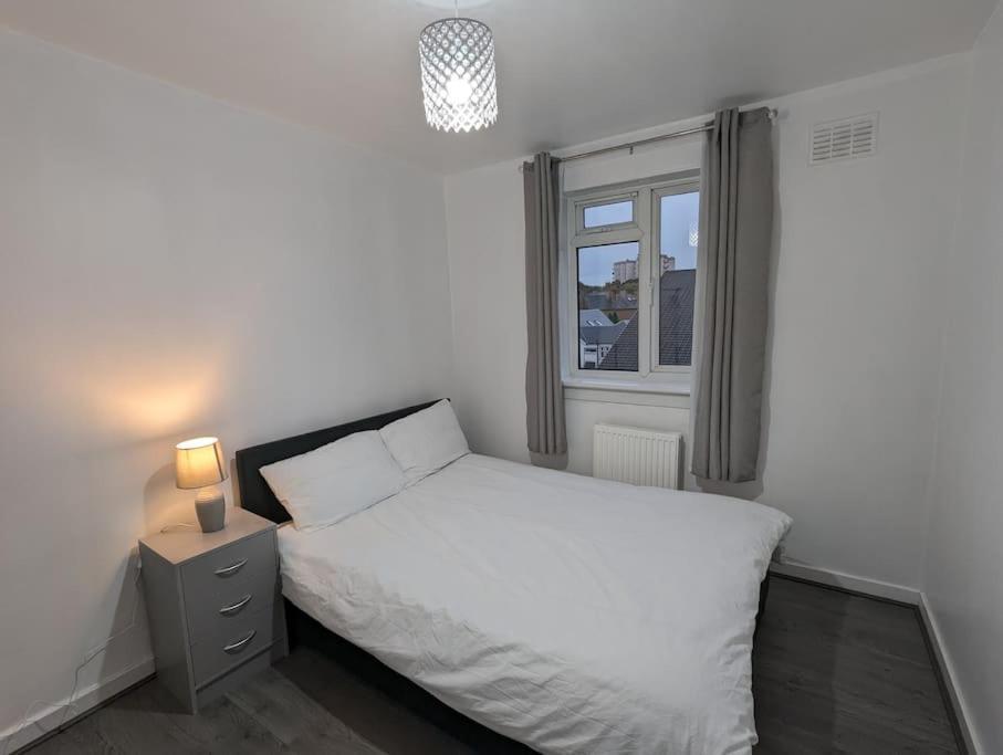3 Bedroom Apartment Sleeps 8 إدنبرة المظهر الخارجي الصورة